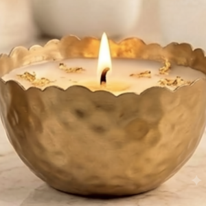 Hammered Scalloped Bowl Urli Candle