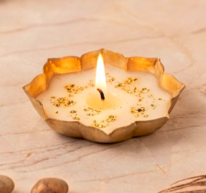 3.5" Lotus Bowl Urli Candle